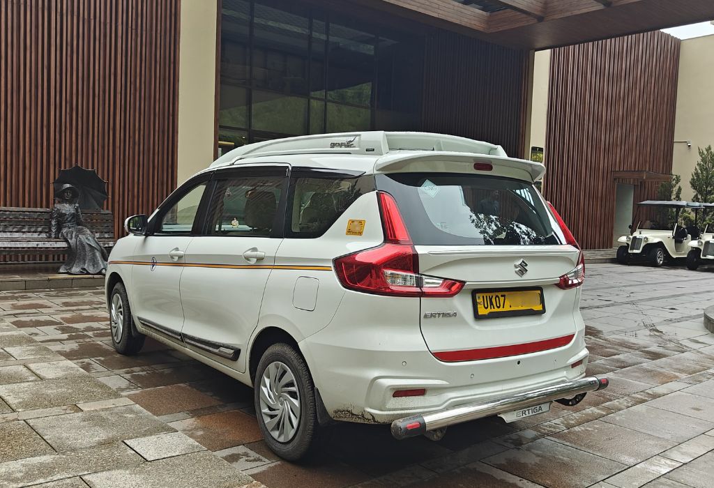 Ertiga: 6+1